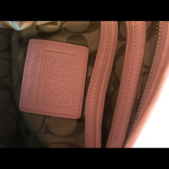 Coach purse - Picture 5 of 5